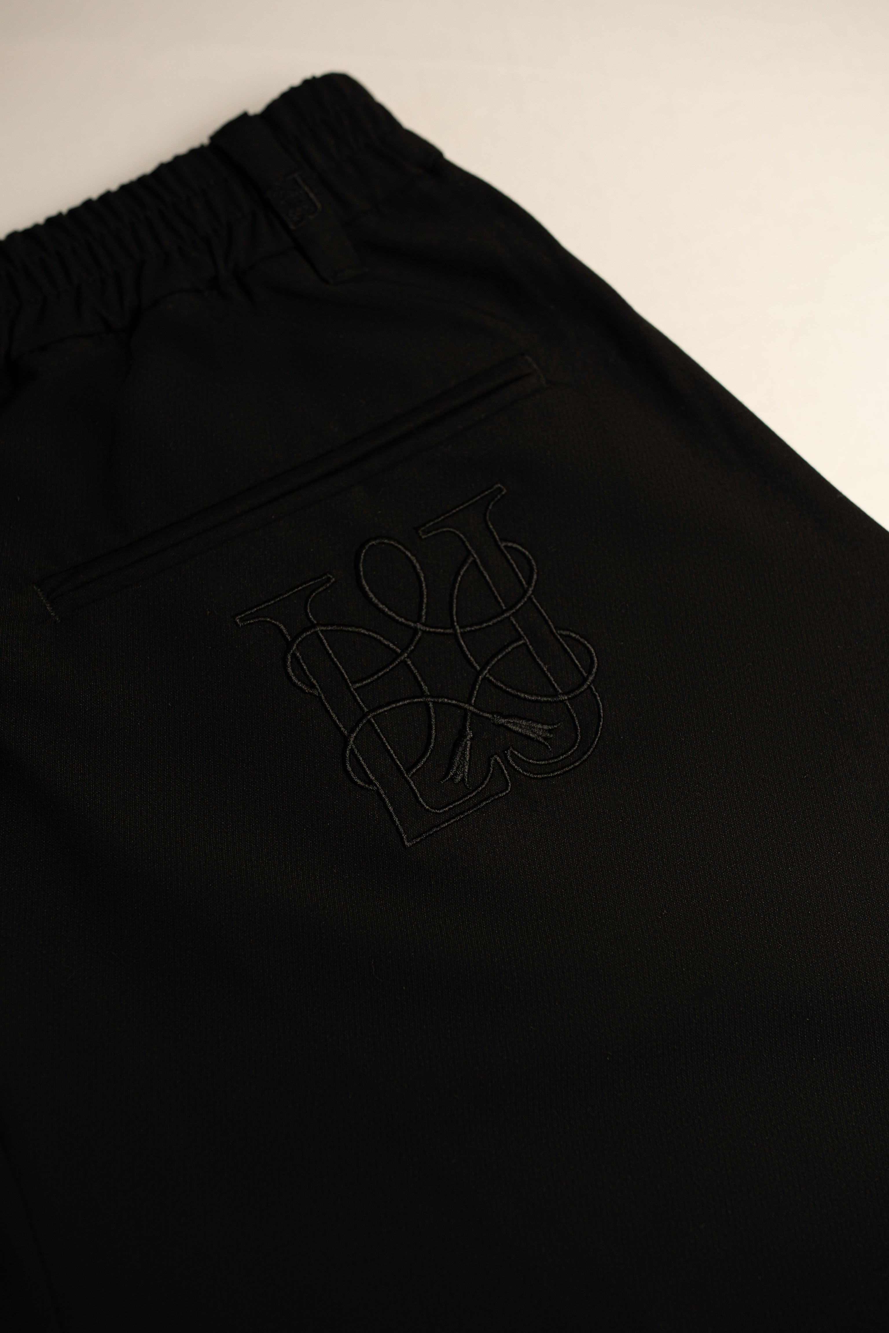 LEJARDIN Anzughose Schwarz – Unisex Comfort Pants mit Stretch